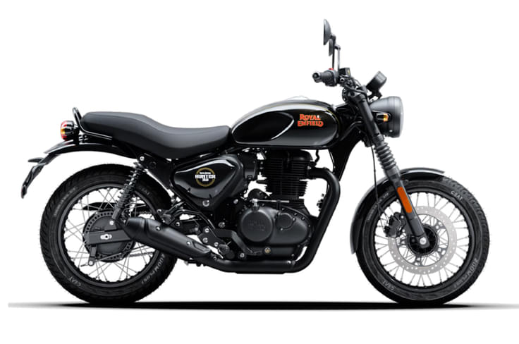 It is available in 3 variants and the base variant misses out on alloys and an LED headlight It is available in 3 variants and the base variant misses out on alloys and an LED headlight